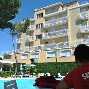 Bahama Hotel